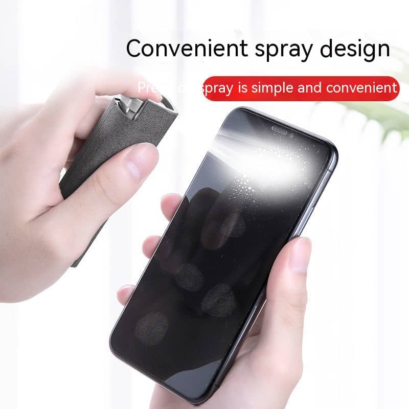 Giggly Gear screen cleaning spray with integrated wipe in grey for cleaning smartphone screens