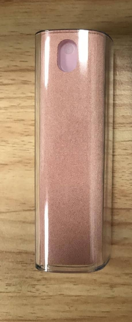 Giggly Gear screen cleaning spray with integrated wipe in rose gold for desk accessories